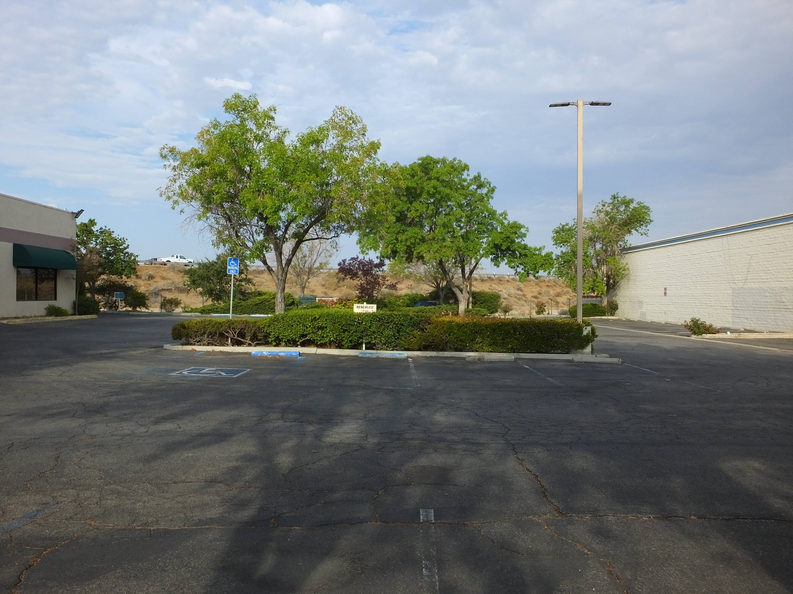 Office for Sale in Lancaster California 93534